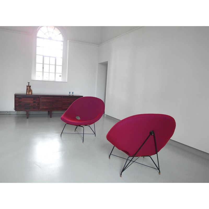 Pair of vintage Cosmos Chairs in Ruby red by Augusto Bozzi for Saporiti 1954