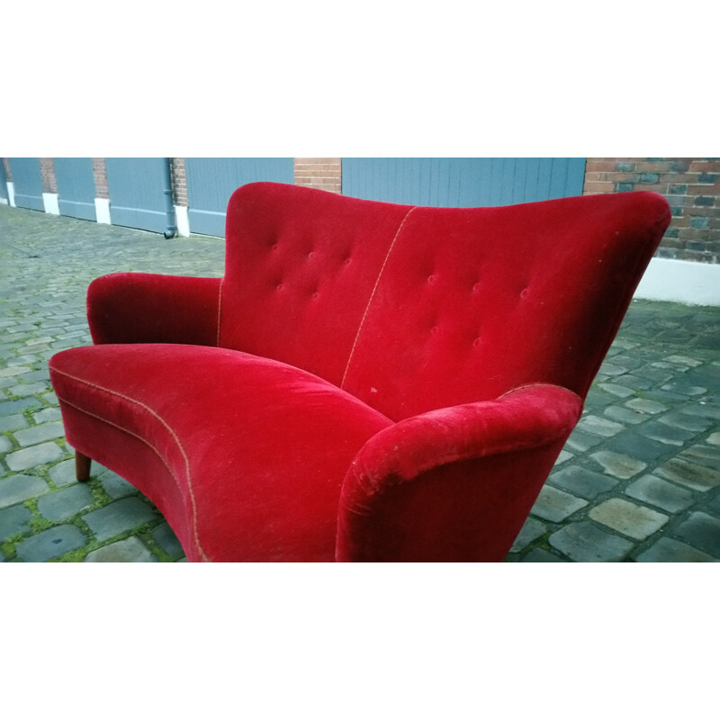 2 seater Scandinavian sofa in red velvet fabric and wood, Carl MALMSTEN - 1950s