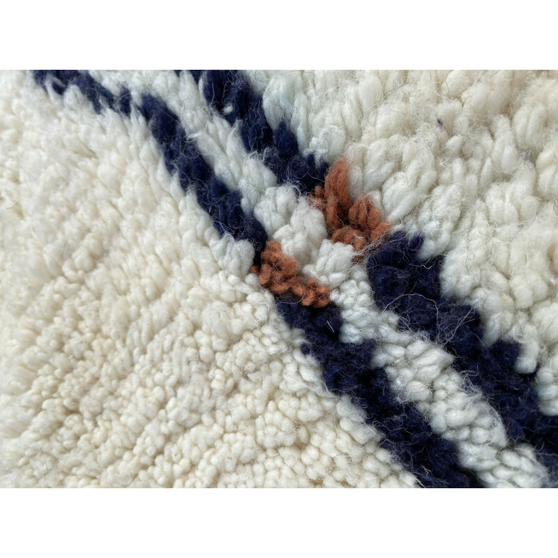 Tappeto vintage in lana berbera tessuta a mano di Beni Ouarain