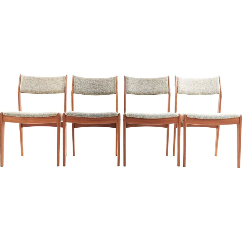 Set of 4 Teak Dining Chairs Johannes Andersen  Danish  Mid Century 