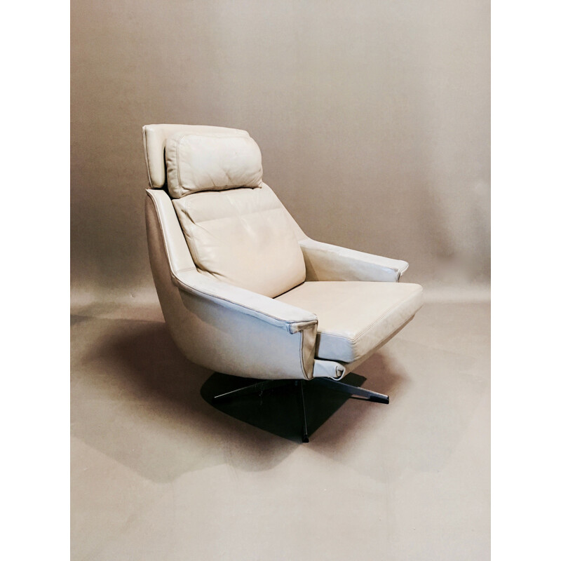 Fauteuil pivotant vintage tout cuir et métal 1960