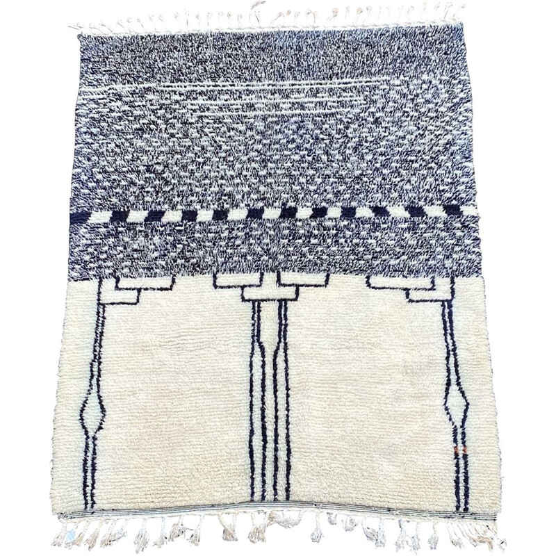 Vintage hand woven woolen rug from Beni Ouarain