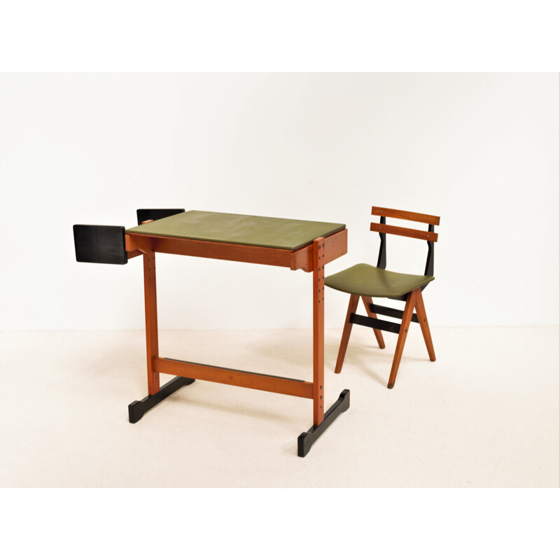 Vintage desk and chair Fratelli Reguitti 1960