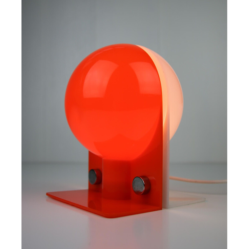 Lámpara de mesa naranja vintage de Sergio Brazzoli para Guzzini, Space Age 1970