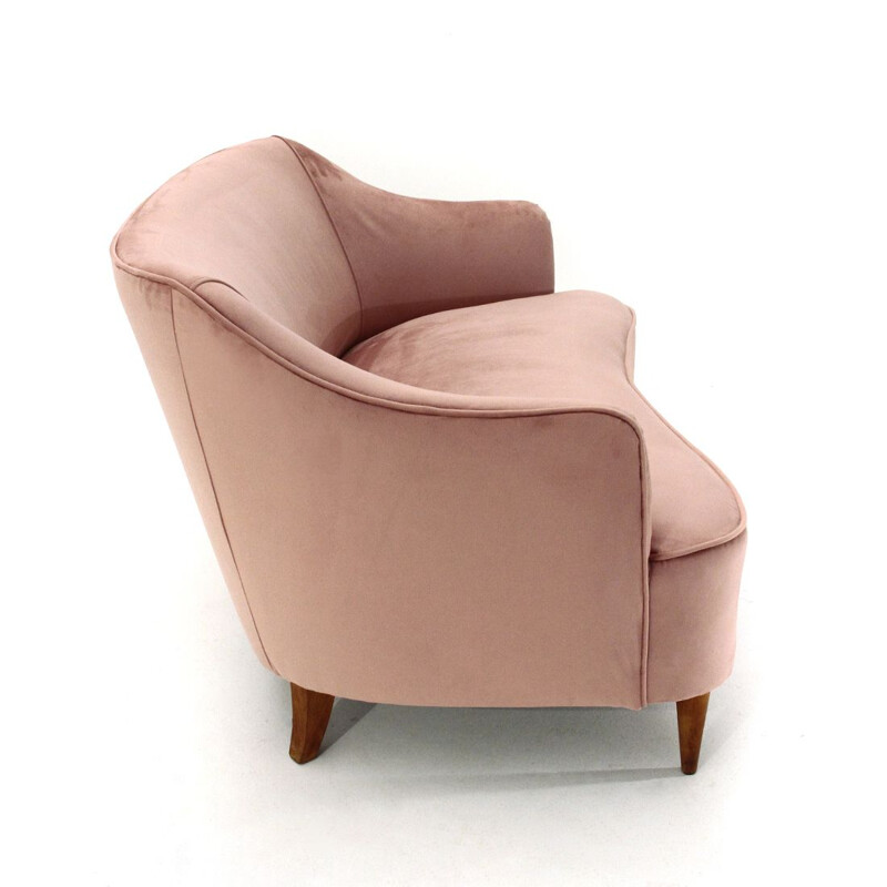 Vintage 2-seater pink velvet sofa 1950