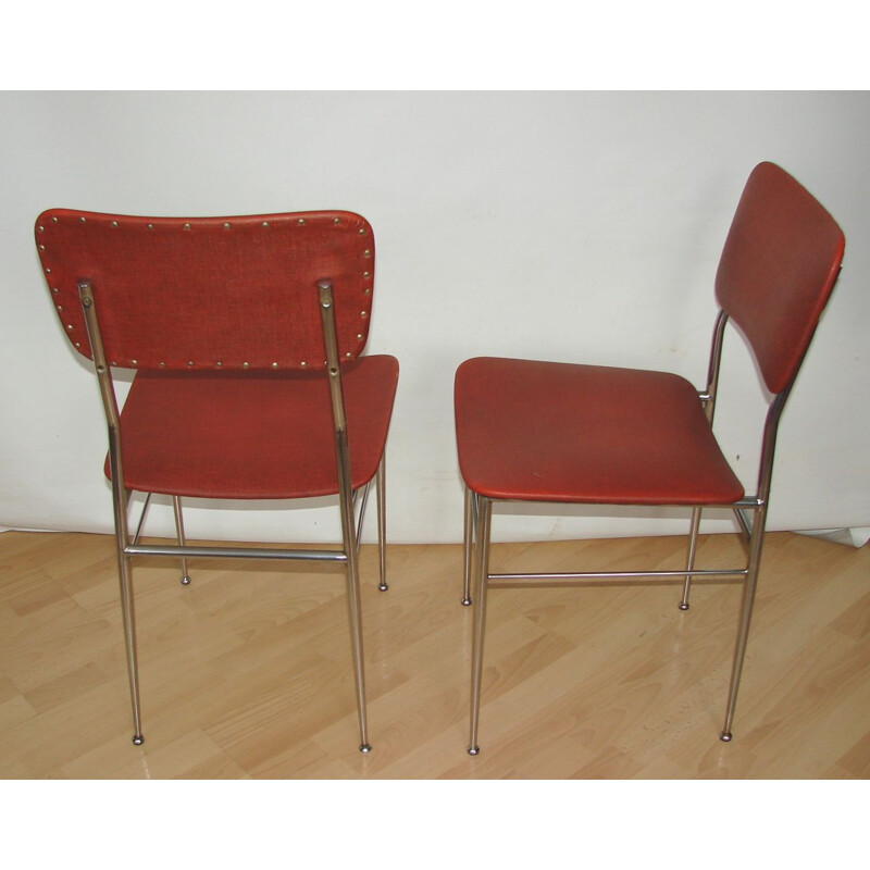 Pair of vintage chairs 1970