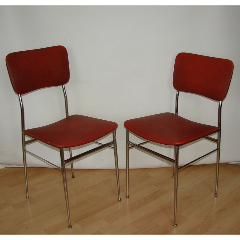 Pair of vintage chairs 1970