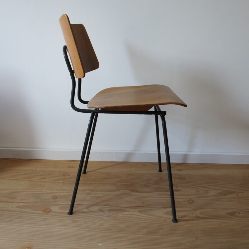 Vintage Festival Hall Chair model 661D by Robin Day for Hille 1950s