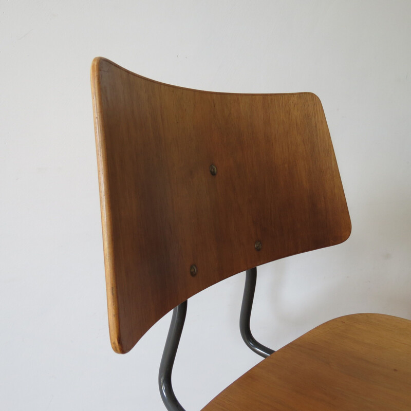 Vintage Festival Hall Chair model 661D by Robin Day for Hille 1950s