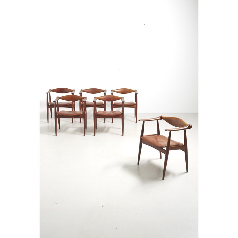 Set of 6 vintage Armchairs Model CH-34 in Teak by Hans J. Wegner for Carl Hansen & Søn, Denmark 1950