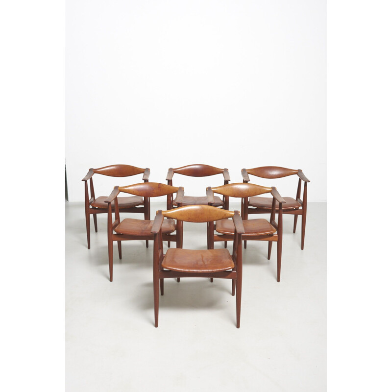 Set of 6 vintage Armchairs Model CH-34 in Teak by Hans J. Wegner for Carl Hansen & Søn, Denmark 1950