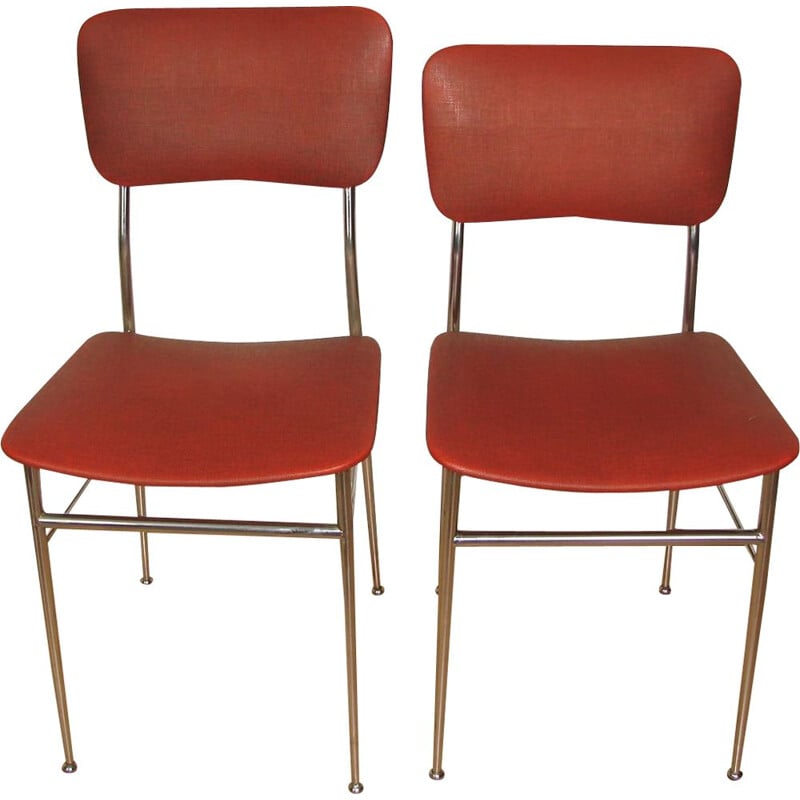 Pair of vintage chairs 1970