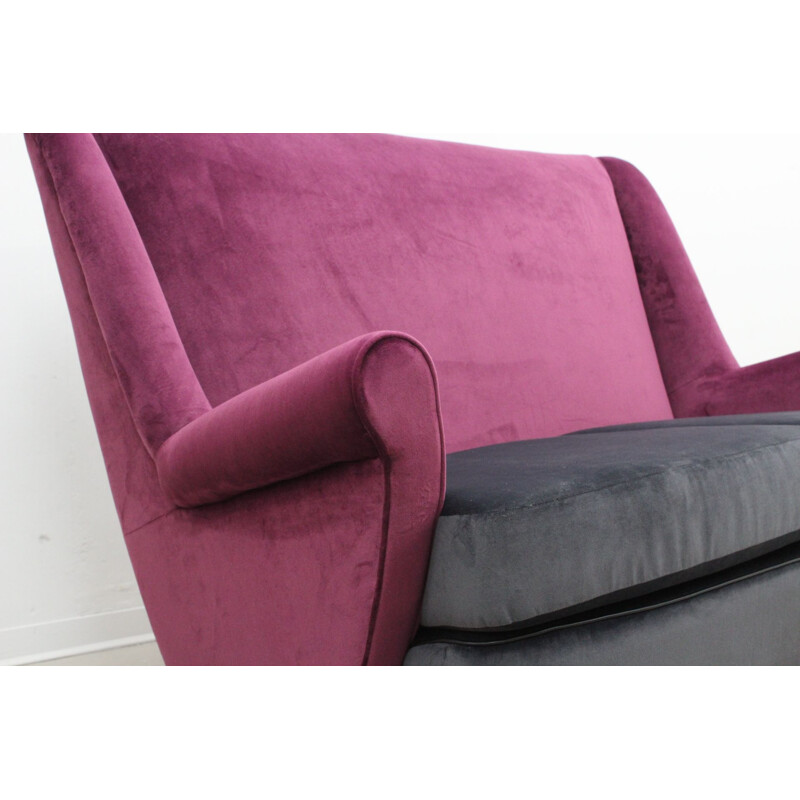 Vintage sofa by ISA Bergamo in purple italian