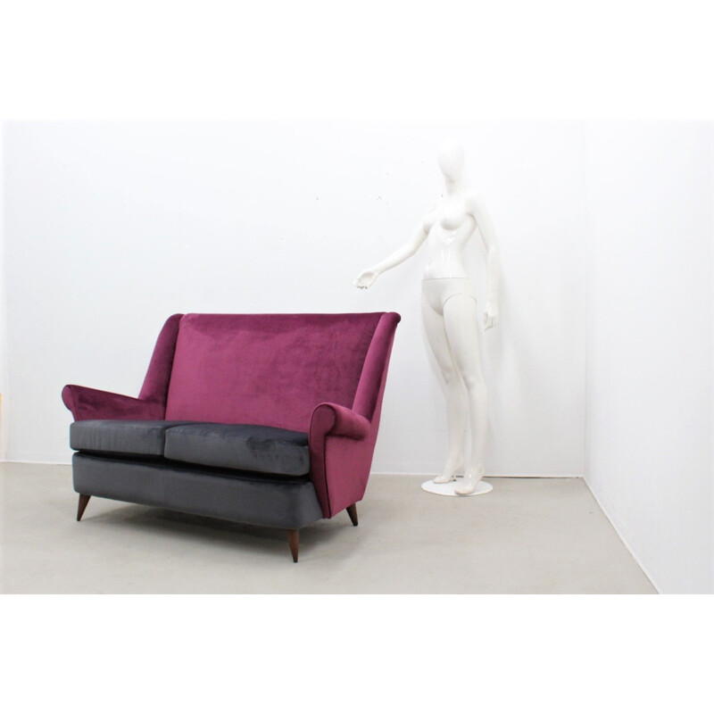 Vintage sofa by ISA Bergamo in purple italian