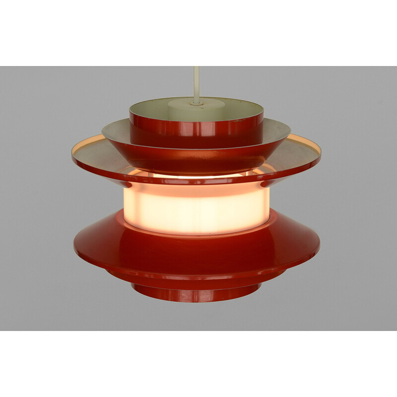 Vintage Pendant light "Trava" in red lacquer by Carl Thore for Granhaga Metallindustri. Sweden 1970s