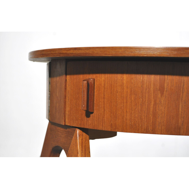 Vintage Round teak sidetable Danish  1950s