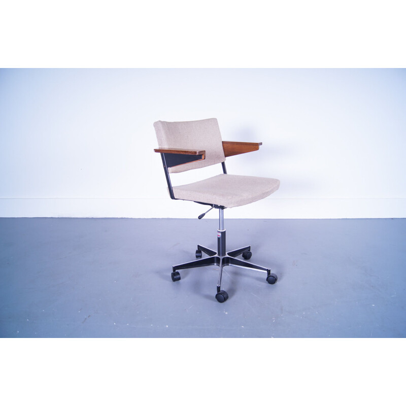 Vintage Model 1637 Gispen Deskchair by Andre Cordemeyer