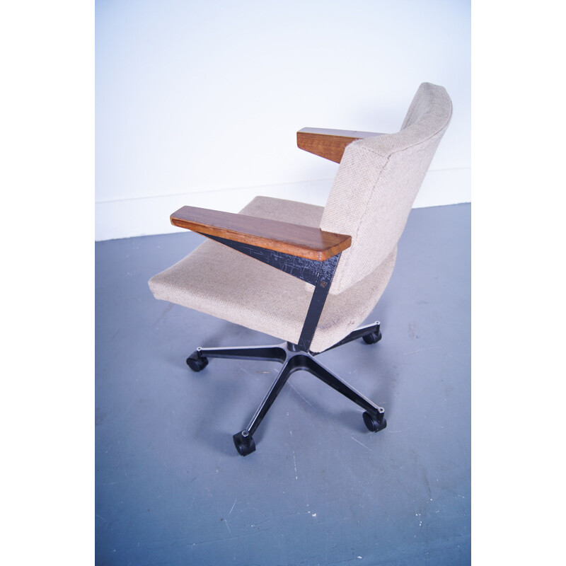 Vintage Model 1637 Gispen Deskchair by Andre Cordemeyer