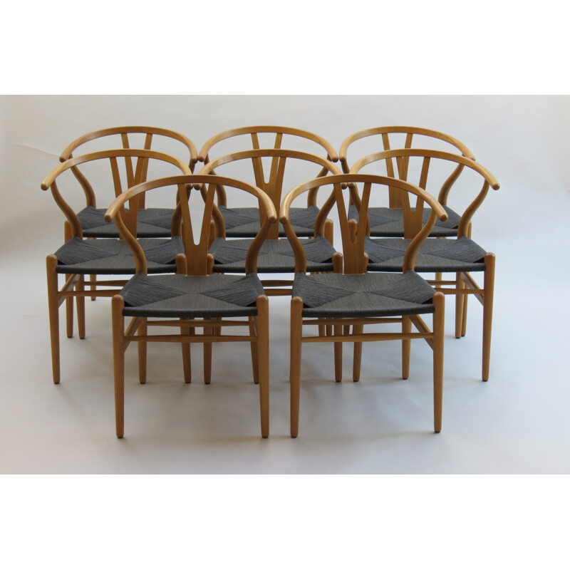 Set of 8 Carl Hansen "Wishbone" chairs, Hans WEGNER - 1950s