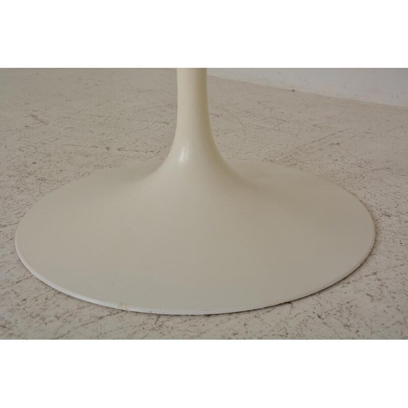 Vintage dining table by Eero Saarinen Knoll international 1960