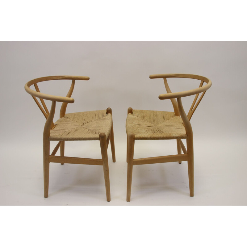 Vintage oak armchair CH 24, Hans Wegner Wishbone