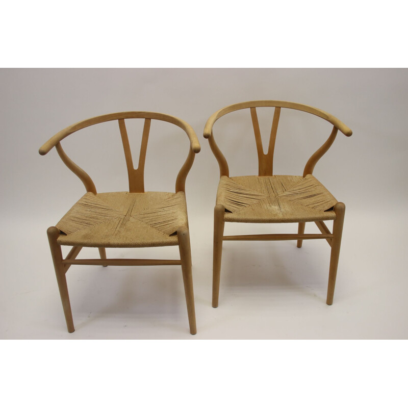 Vintage oak armchair CH 24, Hans Wegner Wishbone