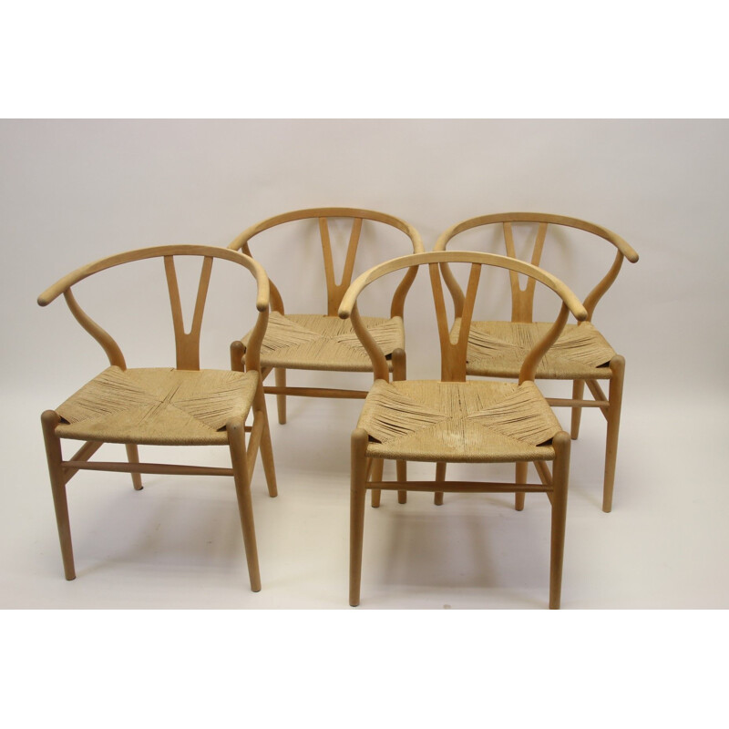 Vintage oak armchair CH 24, Hans Wegner Wishbone