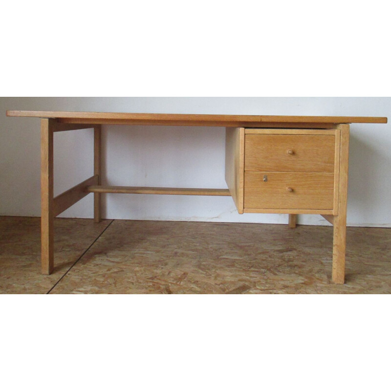 Vintage desk by Hans Wegner 1960