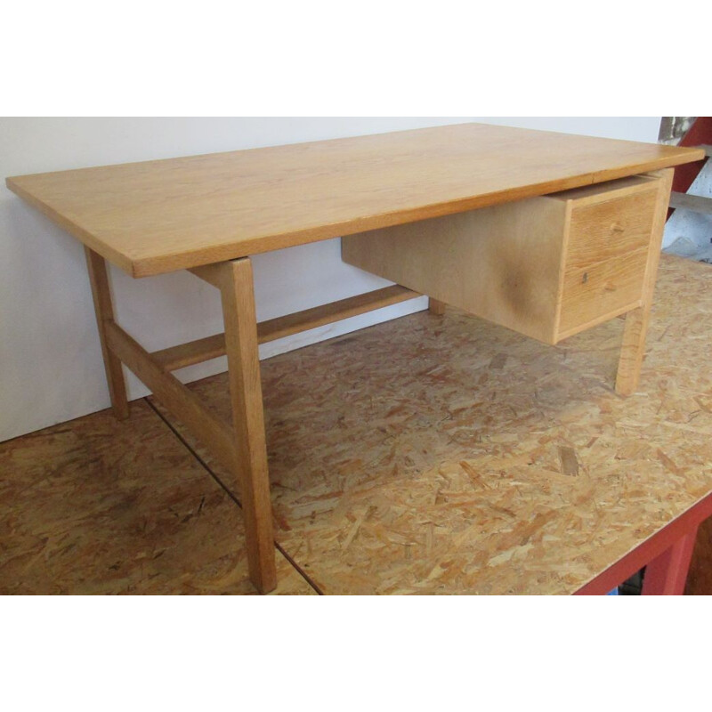 Vintage desk by Hans Wegner 1960