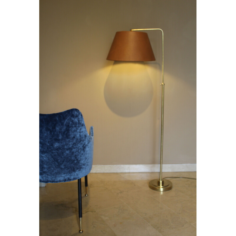 Vintage floor lamp in brass and leather, Italy 1970