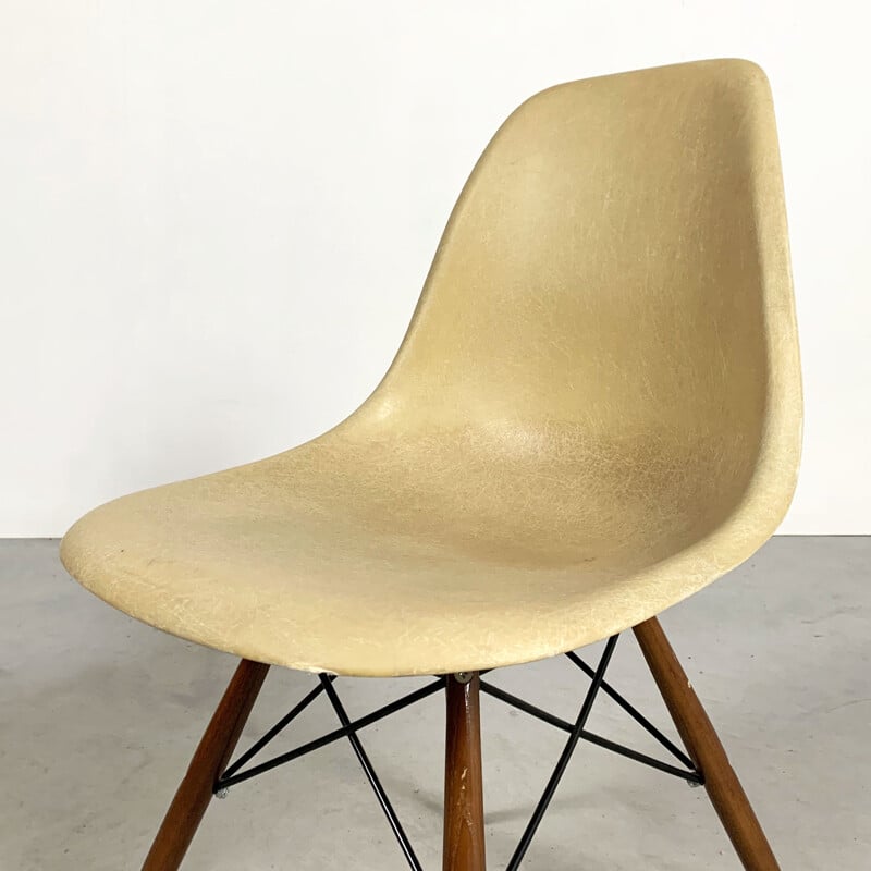 Vintage Cream DSW Dining Chair by Charles & Ray Eames for Herman Miller, 1980s