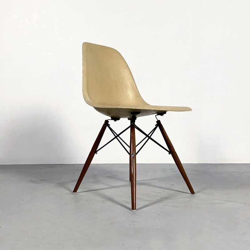 Vintage Cream DSW Dining Chair by Charles & Ray Eames for Herman Miller, 1980s