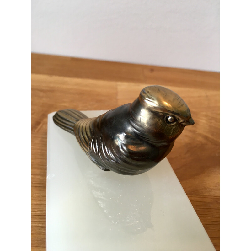 Vintage paperweight Oiseau sur Albâtre, Art Déco