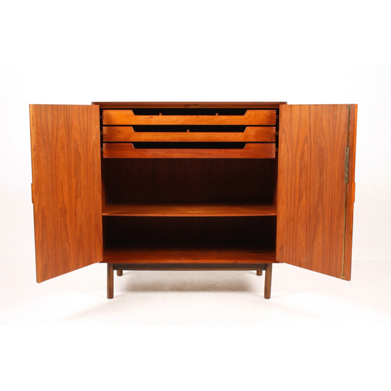 Søborg Scandinavian little storage cabinet in teak, P. HVIDT & O. MOLGAARD-NIELSEN - 1950s