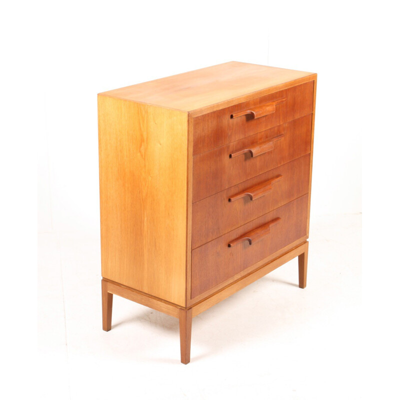 Little Scandinavian chest of drawers in teak wood - 1950s