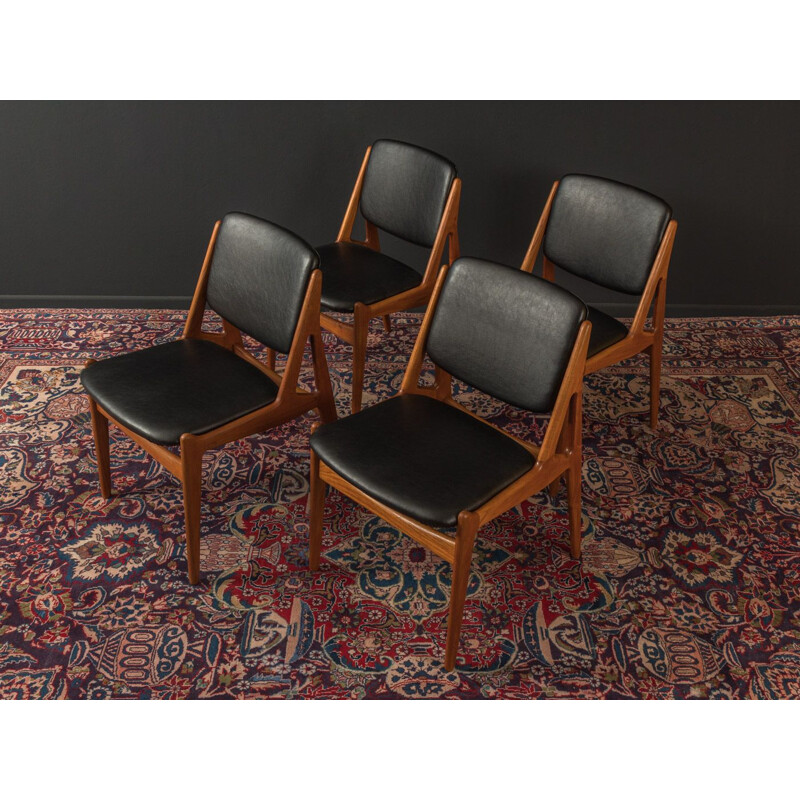 Set of 4 Vintage dining chairs by Arne Vodder for Vamo, model Ella in solid teak 1960s