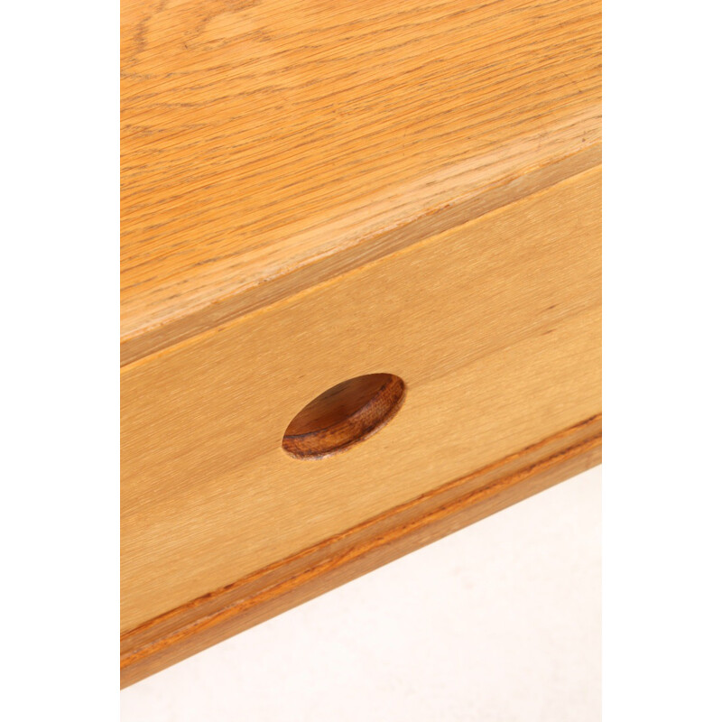 Odder Mobler little Scandinavian chest of drawers in oak wood, Aksel KJERSGAARD - 1950s