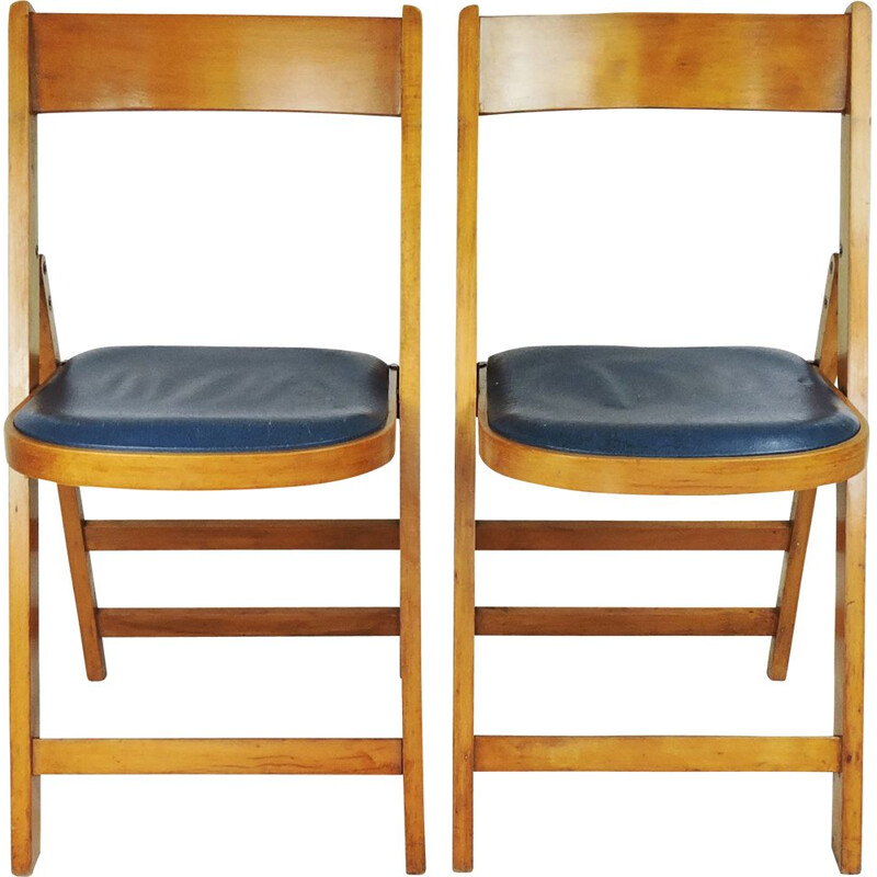 Paire de chaises pliantes vintage en bois avec sièges en vinyle bleu en Yougoslavie par Stoe Benchairs