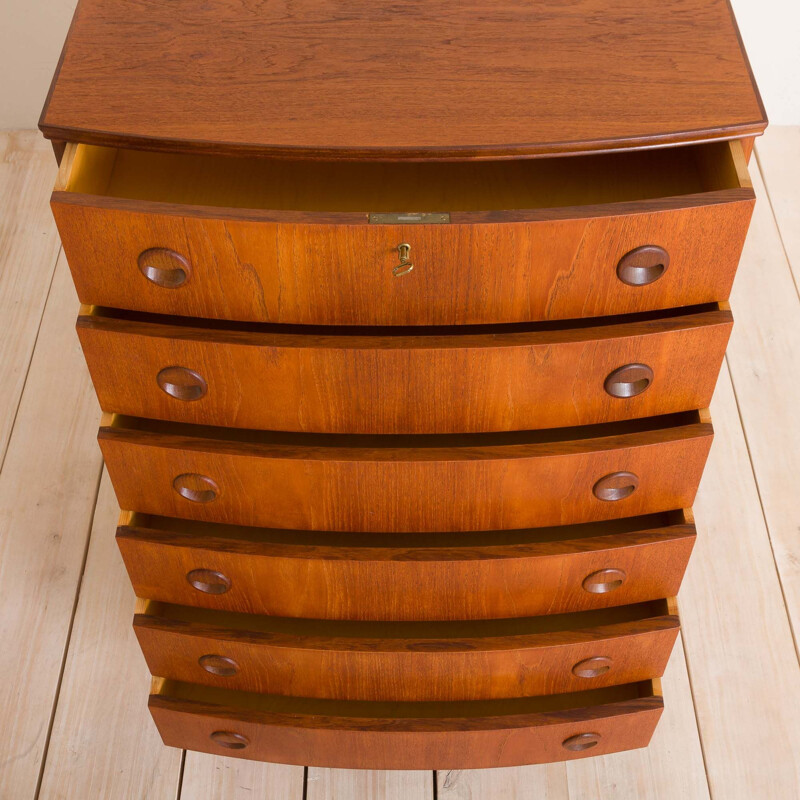 Vintage Teak dresser chest of drawers with curved front by Kai Kristiansen, Denmark, 1960s