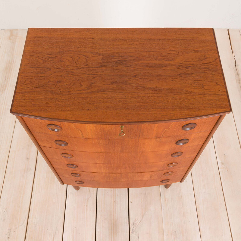 Vintage Teak dresser chest of drawers with curved front by Kai Kristiansen, Denmark, 1960s