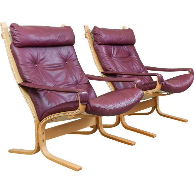 Pair of vintage Burgundy nap chairs by Ingmar Relling for Westnofa 