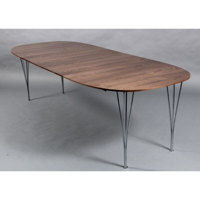 Vintage Super-Elliptical table in walnut from Jacobsen, Hein and Mathsson Fritz Hansen