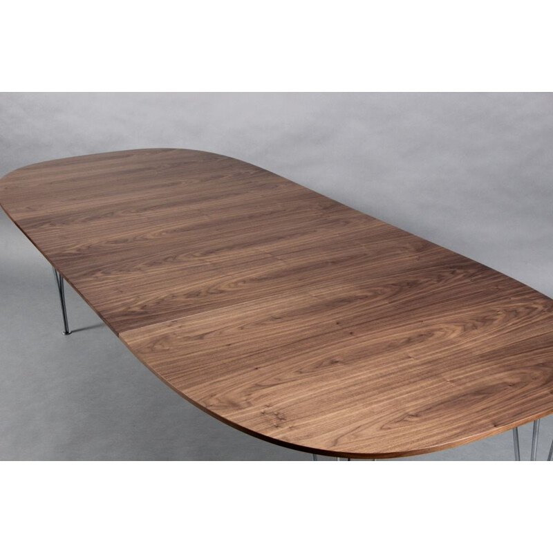 Vintage Super-Elliptical table in walnut from Jacobsen, Hein and Mathsson Fritz Hansen