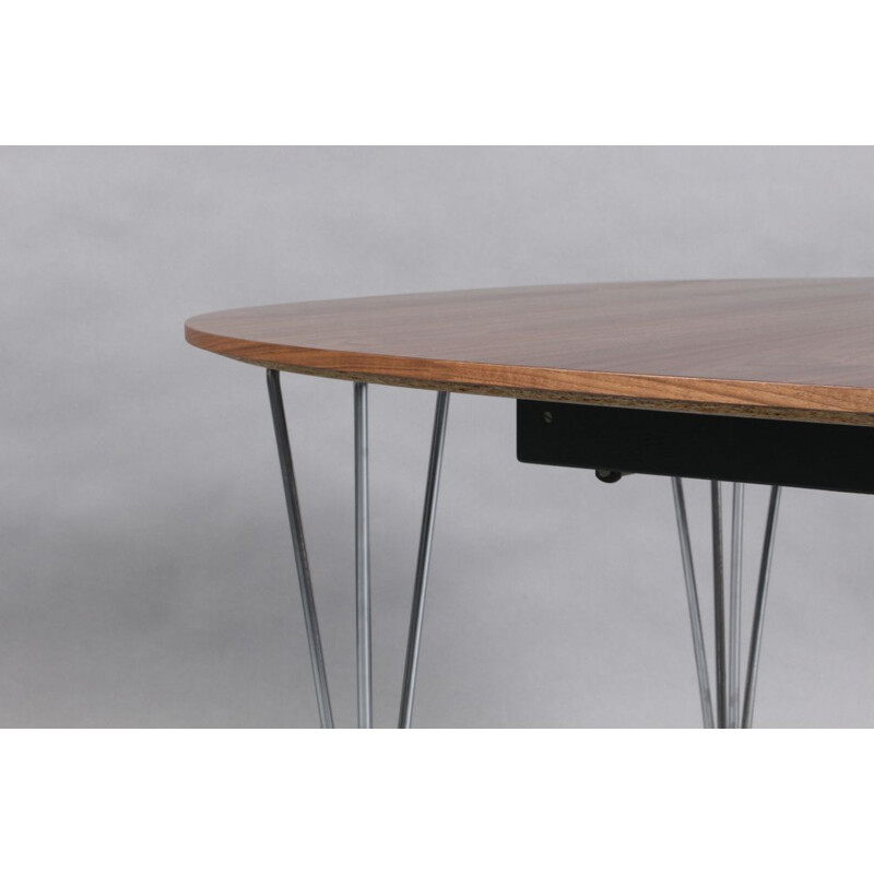 Vintage Super-Elliptical table in walnut from Jacobsen, Hein and Mathsson Fritz Hansen