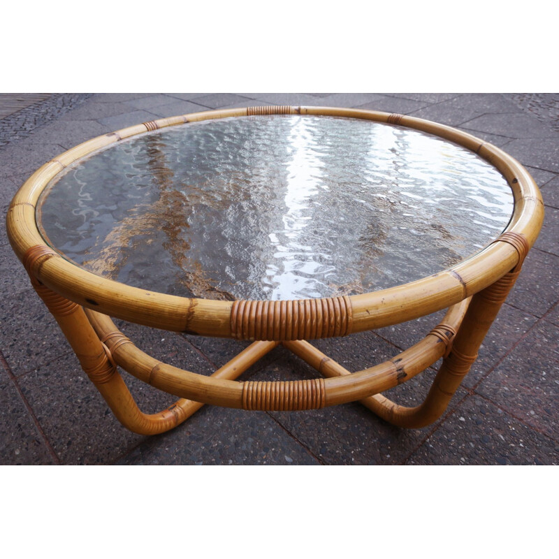 Table basse vintage circulaire en bambou et verre de glace 1960