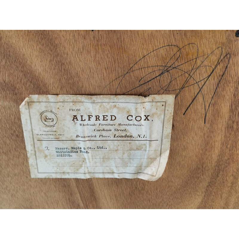 Commode Vintage en noyer Alfred Cox pour Maples Britanique