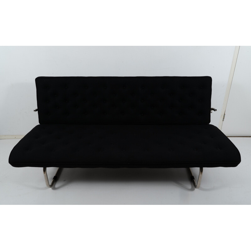 Vintage Model F40 black sofa by Marcel Breuer 1931