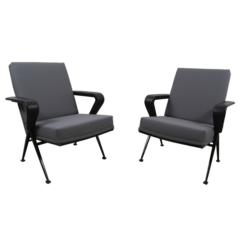 Pair of Vintage armchairs by Friso Kramer for Ahrend de Cirkel, 1967