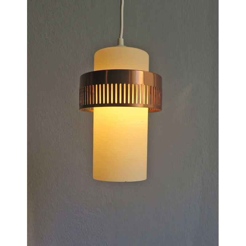 Suspension vintage en opaline et cuivre 1950