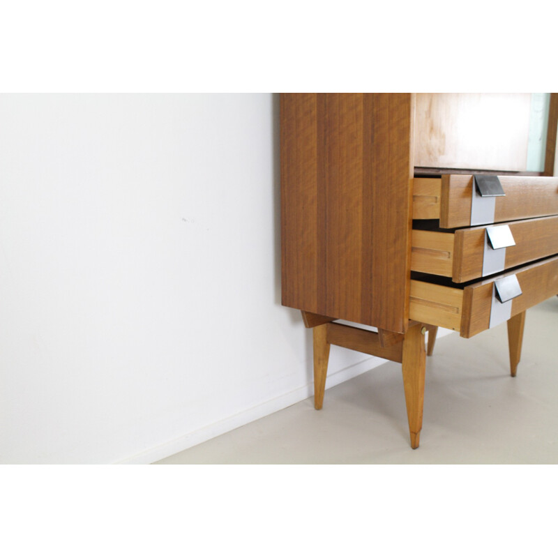 Mid-century cabinet in glass and walnut - 1950s